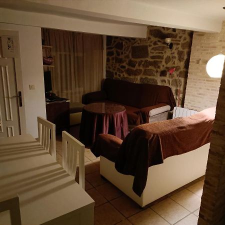 Apartamento O Casa Rural Roquemar Гихо-де-Гранадилья Экстерьер фото